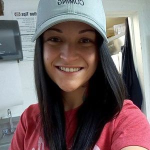 Meet your Posher, Alicia